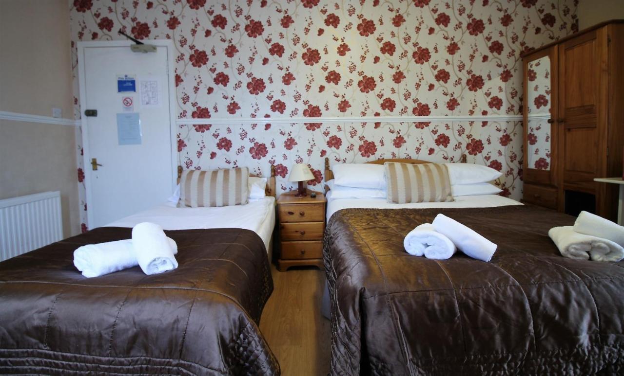 Fairway Hotel Bathgate Eksteriør bilde